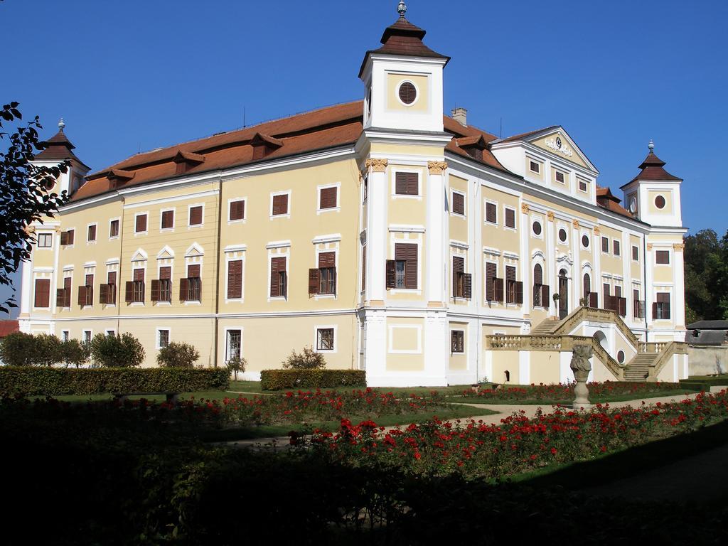 Penzion U Tomcalu Terezín Extérieur photo