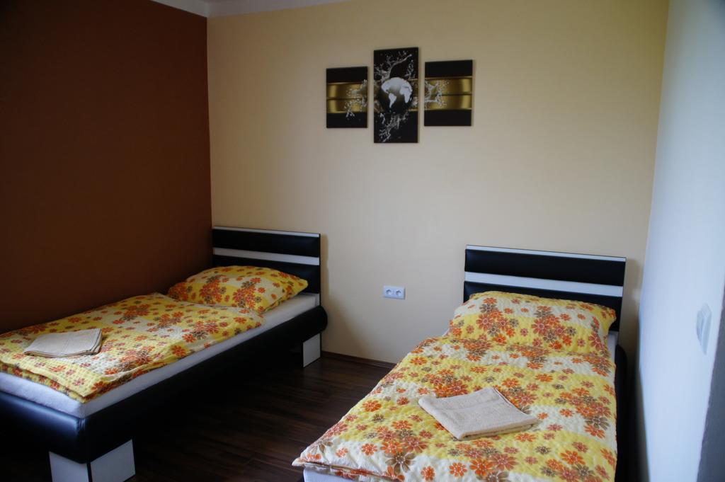 Penzion U Tomcalu Terezín Extérieur photo